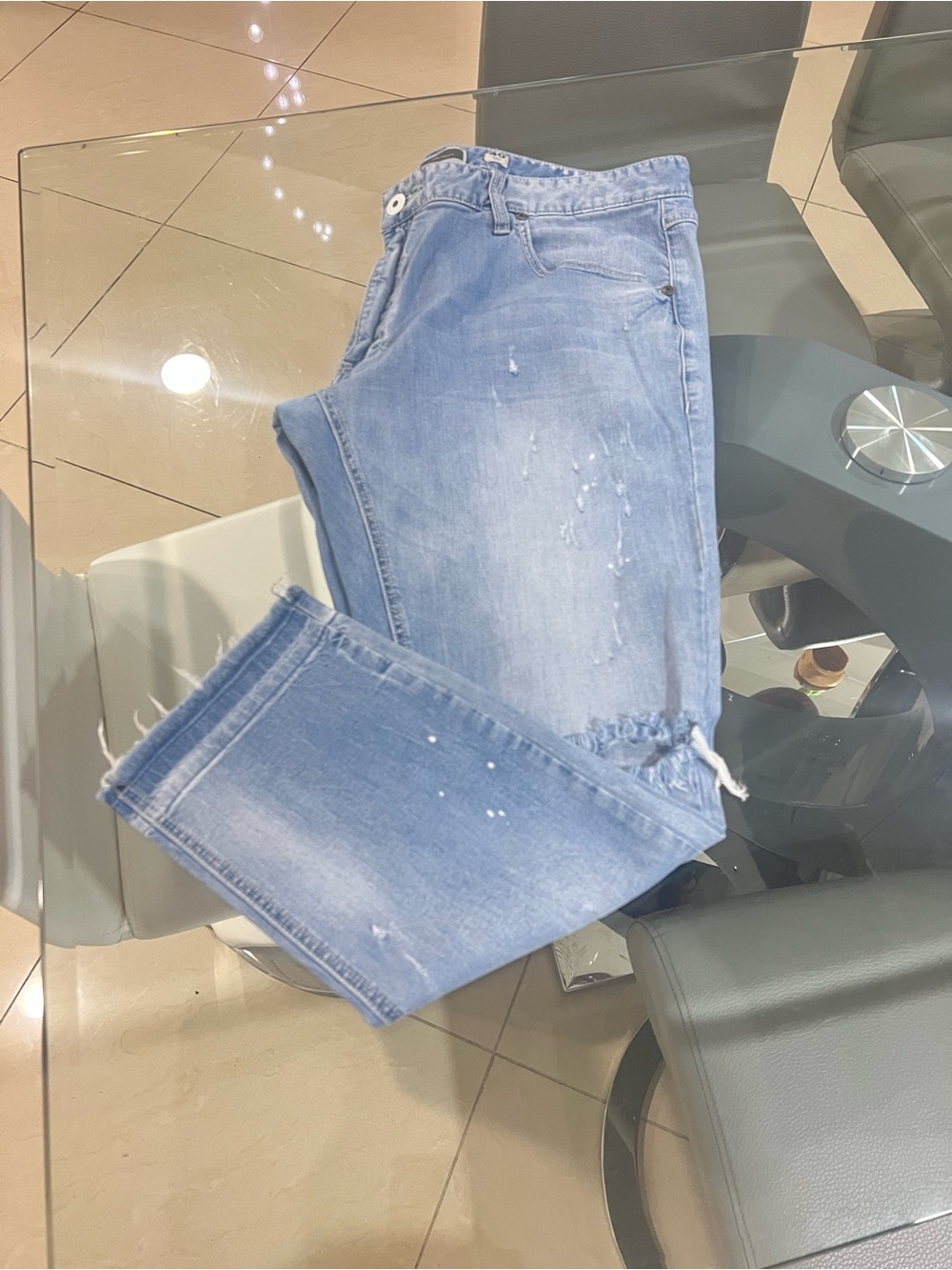 INC Men’s Distressed Light Wash Denim Jeans with Paint Splatter size 40